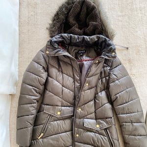 Puffy grey/black winter jacket with fur hood